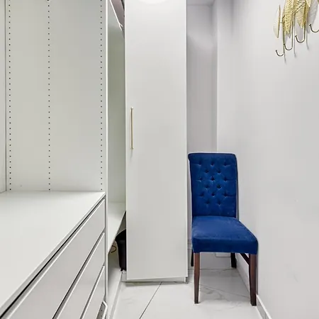 Luxury Penthouse Z Sauna I Klimatyzacja - 5d Apartment